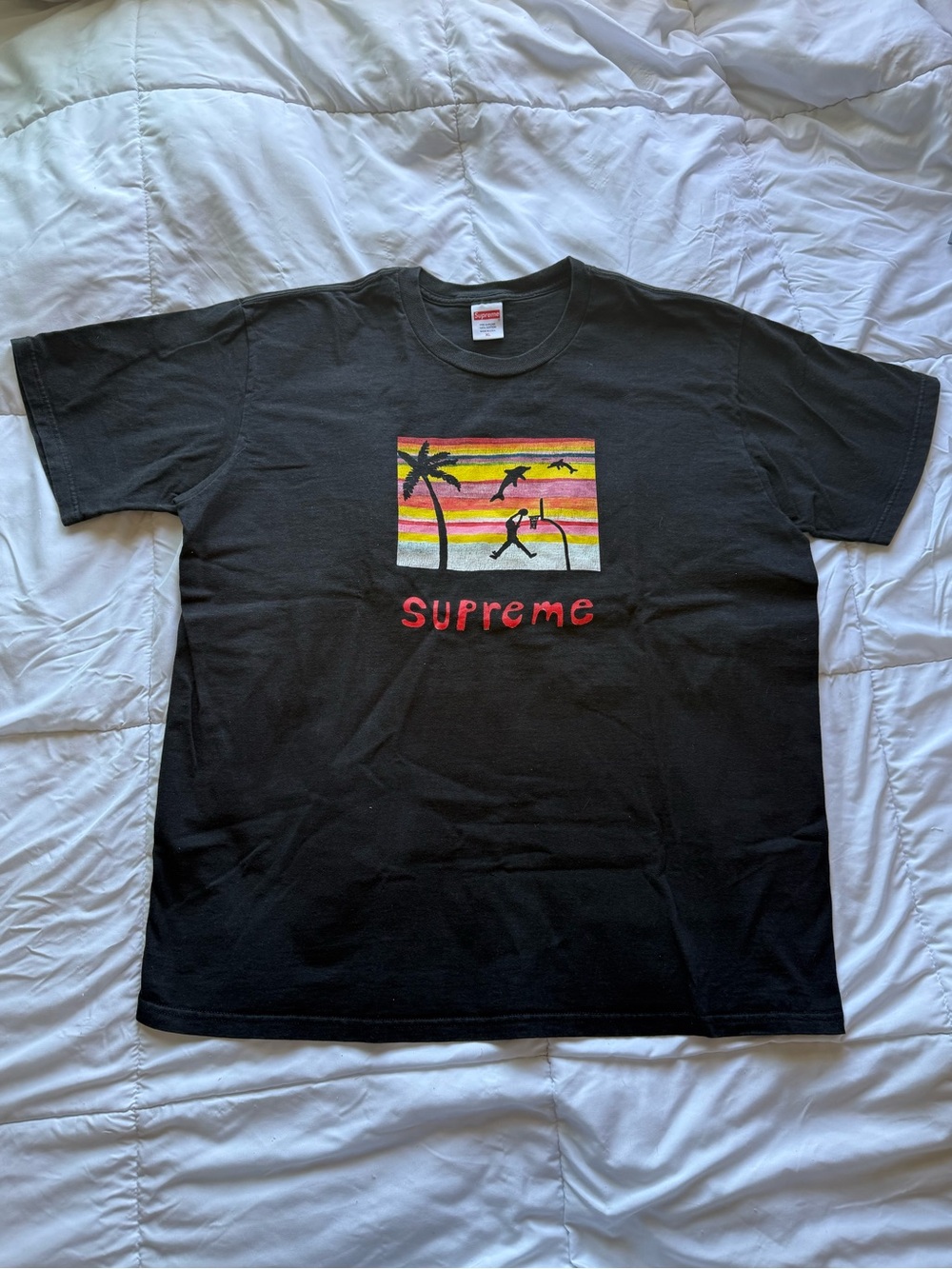 Men’s Supreme Black Sunset “Dunk” Graphic Tee  Sz. XL